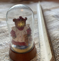 Robert Raikes Miniature Bear Figurine Rebecca &amp; Her Teddy Bear  Display Dome - £4.59 GBP
