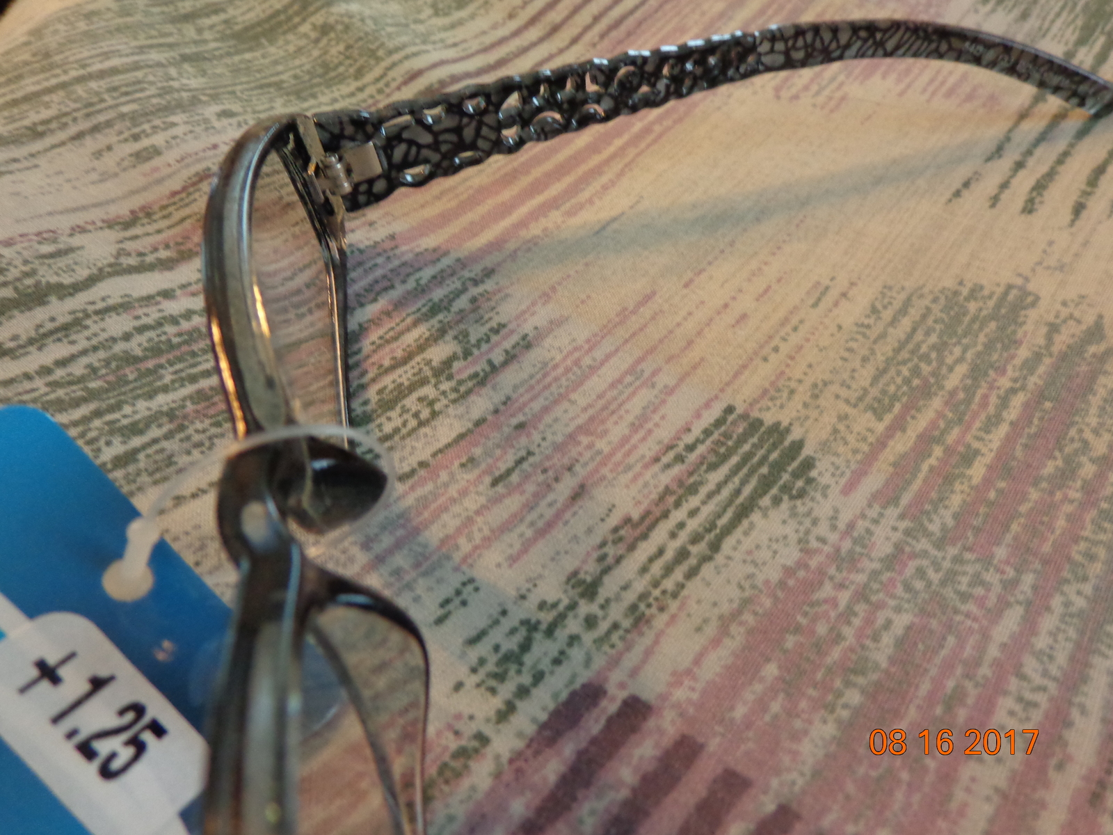 READING GLASSES "SIGHT" NEW +1.25 DIOPTER RHINESTONES & LACE IN FRAMES BLACK NEW - $5.00