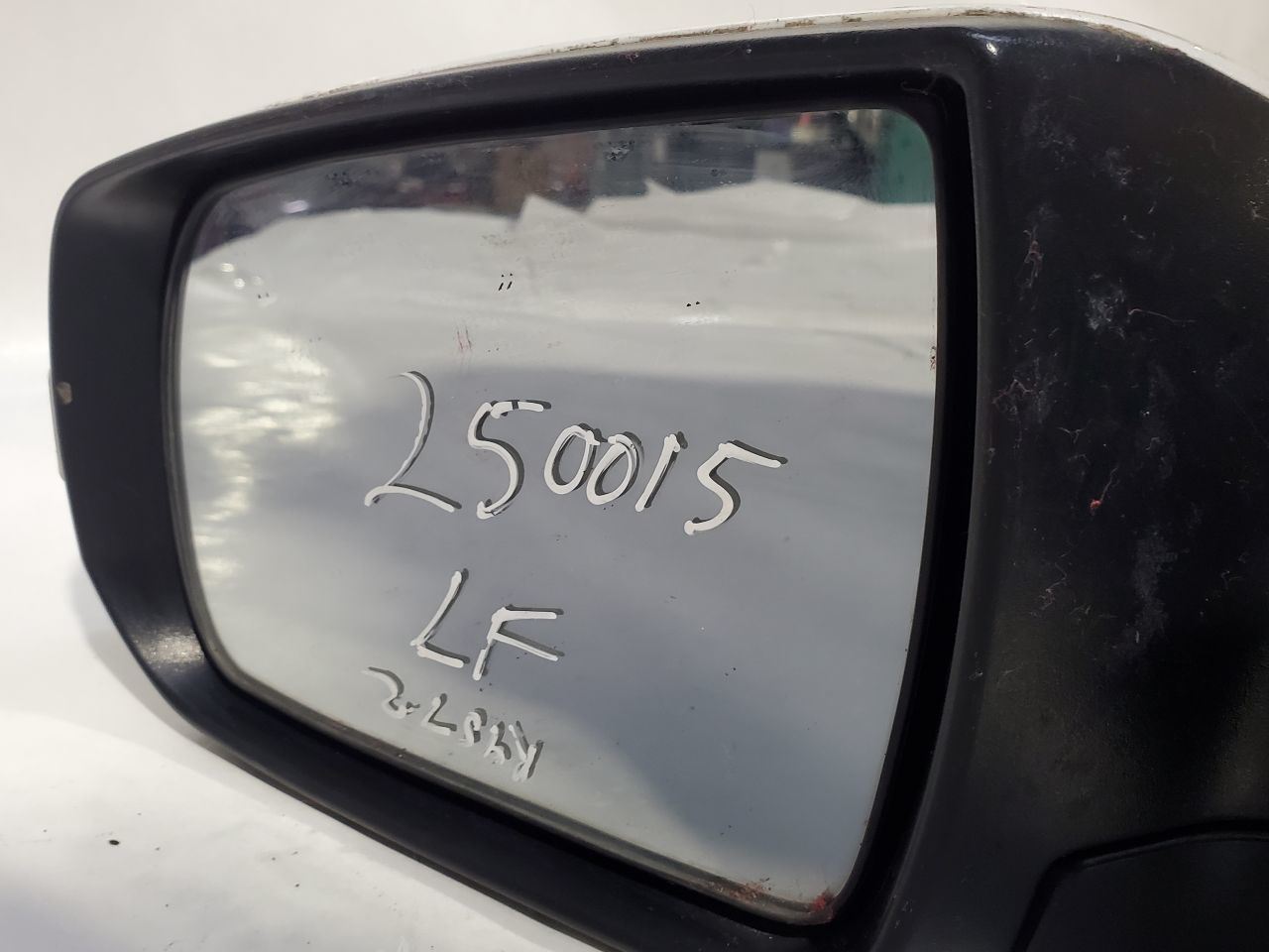 2014 2015 Kia Sorento LX OEM Left Side View Mirror Power Turn Signal  Item image 12