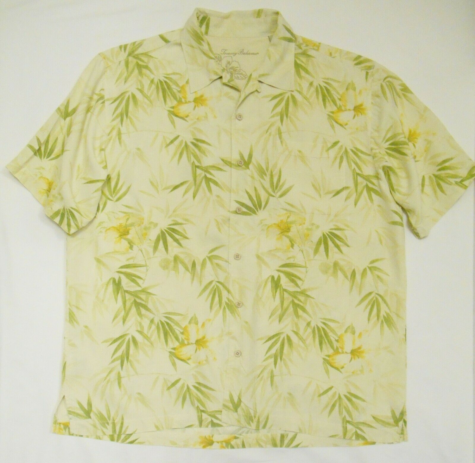 Primary image for TOMMY BAHAMA Men's 100% SILK SHIRT Green Tropical Floral Short Sleeve Sz XL