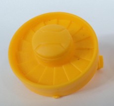 80s Vintage Hasbro Inhumanoids Trappeur Part - Yellow Small Wheel Cover - £10.74 GBP