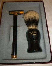NICELY MADE IN W. GERMANY RAZOR AND SHAVING BRUSH GIFT SET VICTORIA DAXE... - $19.60