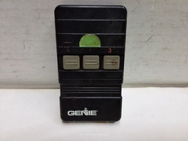 Genie overhead door CO. 3 button garage door and gate remote opener GT90-3 - £21.29 GBP