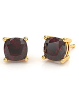 Garnet 6mm Cushion Stud Earrings in 14k Yellow Gold - $5,934.50 MXN