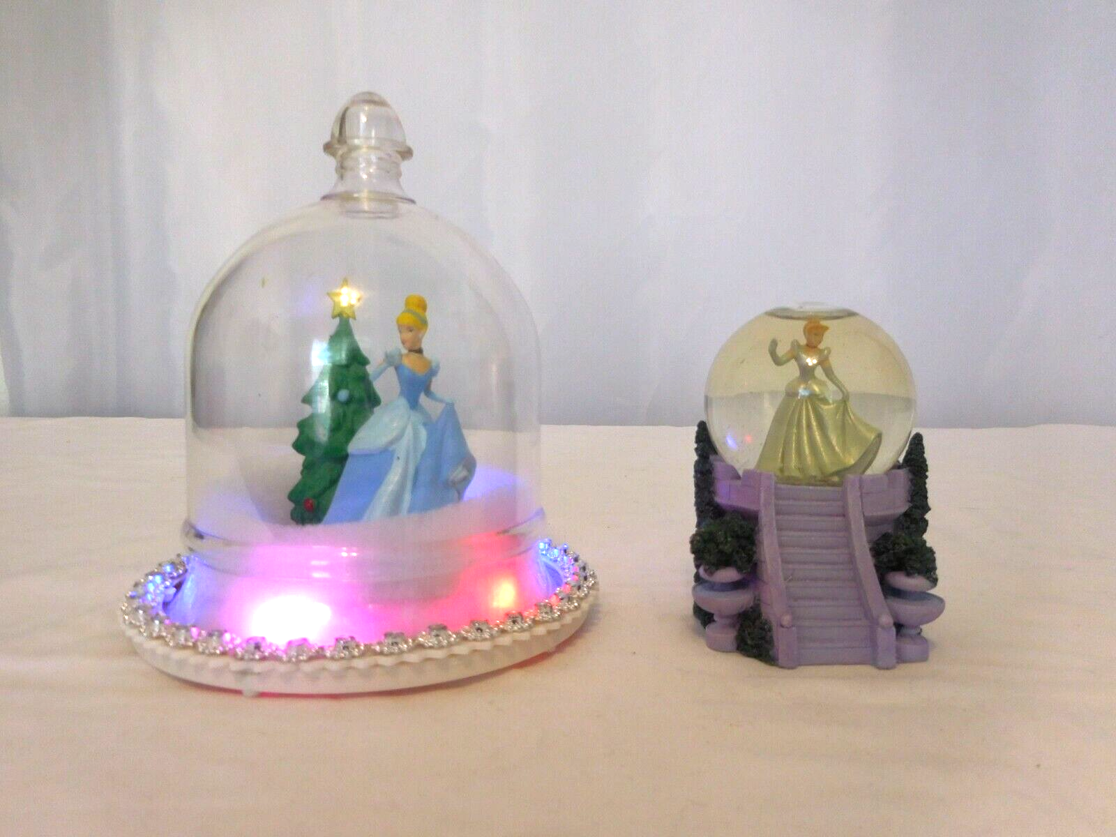 Disney&#39;s Cinderella by Gemmy, Musical Globe/Dome Lights and Sound + Snow... - $9.90