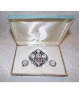Vintage 2 1/2&quot; Rhinestone 1967 Brooch plus Matching Clip Earrings w Box - $1,226.91 MXN