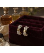 Swarovski Swan Signed Clip Earrings Gloria Vanderbilt Sparkling White Cr... - $560.33 MXN