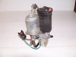 Lincoln Towncar Air Ride Compressor Used Oem 1990 1991 1992 1993 1994 1995 1996 - £132.38 GBP