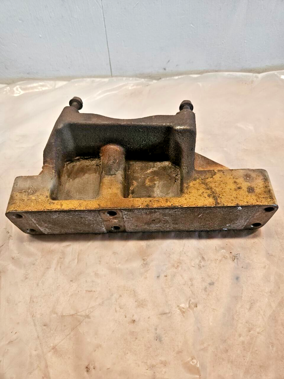 CAT C15 Caterpillar Diesel Engine Support Bracket 286-5839 OEM - $135.23