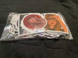 35 Taylor Swift Sticker Lot - $73.78 MXN 35 Taylor Swift Sticker Lot - $73.78 MXN