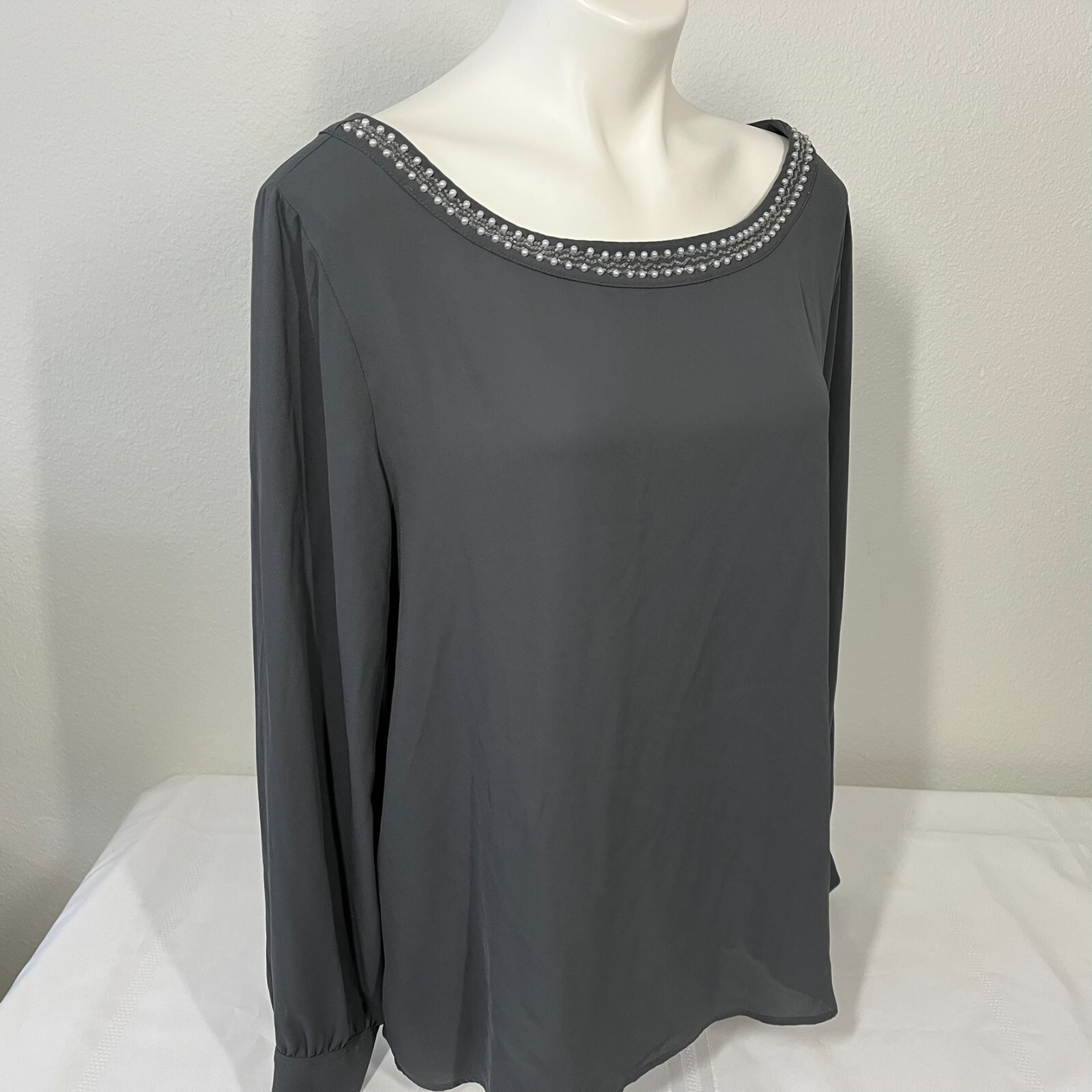 Ann Taylor Loft Large Blouse Gray Chiffon with Beaded Neckline Long Sleeve - £15.03 GBP