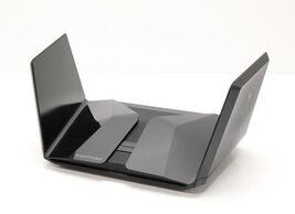 NETGEAR  Nighthawk AXE11000 RAXE500 Tri-Band WiFi 6E Router image 2
