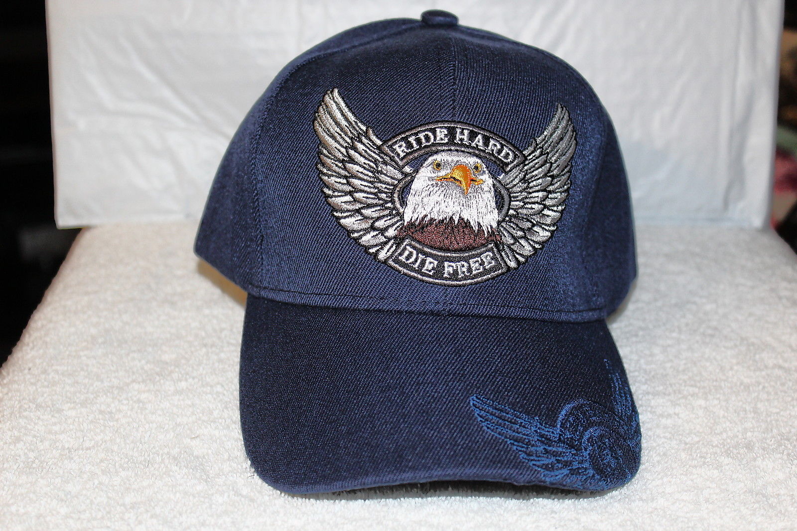 EAGLE WINGS CHOPPERS MOTORCYCLE RIDE HARD DIE FREE BASEBALL CAP ( DARK BLUE )