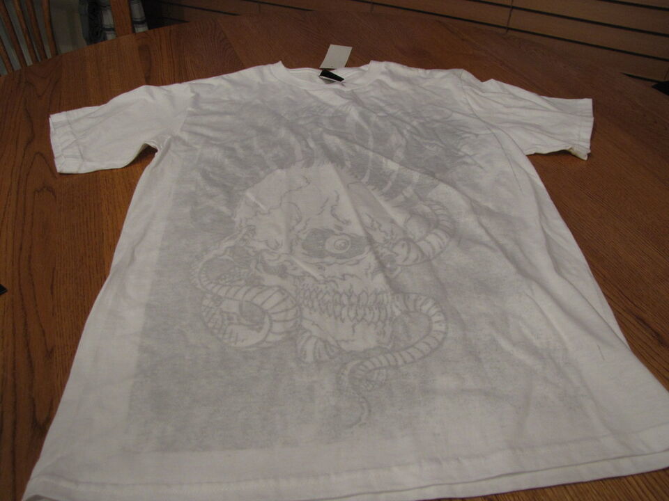 Boys Quiksilver BTO T shirt surf skate XL gutter white TEE surf skate - $7.88