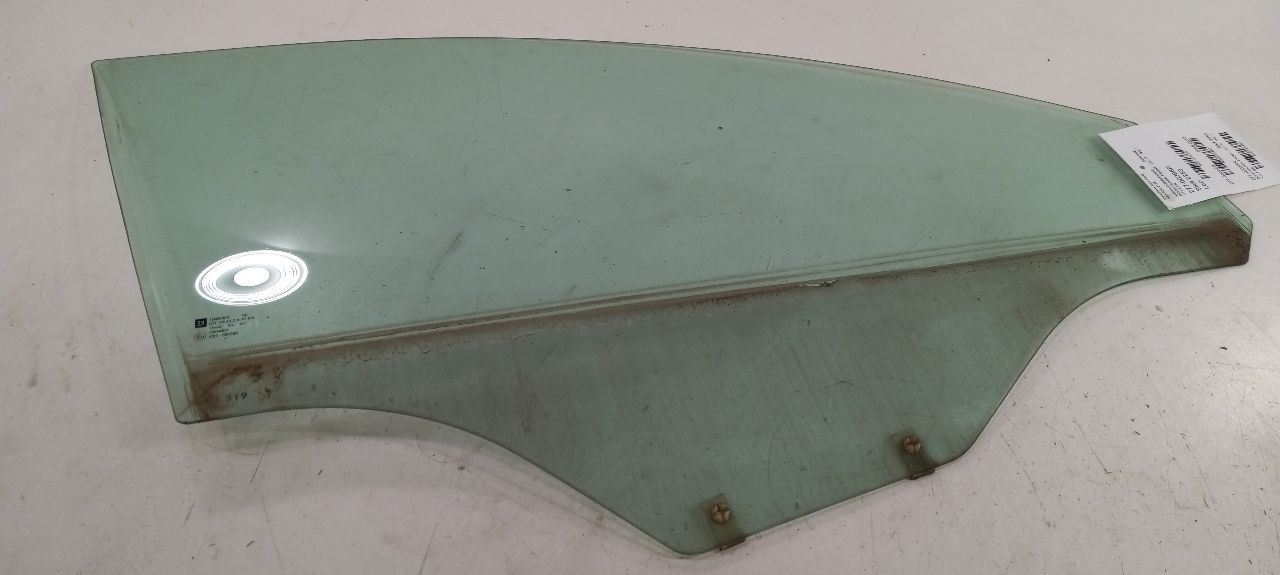 Passenger Right Front Door Glass Window Fits 12-15 CAPTIVA SPORT  - $94.79