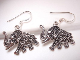 Running Elephant Dangle Earrings 925 Sterling Silver Corona Sun Jewelry - £10.06 GBP