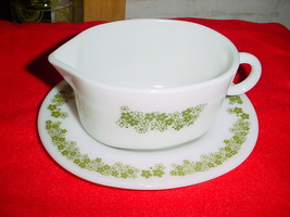 Pyrex Spring Blossom Green Pyrex Gravy Boat Heavy Milk Glass Vguc Free Ship Usa - £18.47 GBP