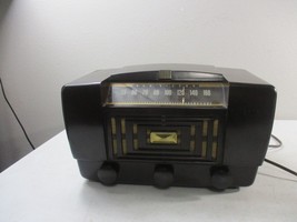 1947 RCA Bakelite tube radio model 66-x-11 tested working - £64.09 GBP
