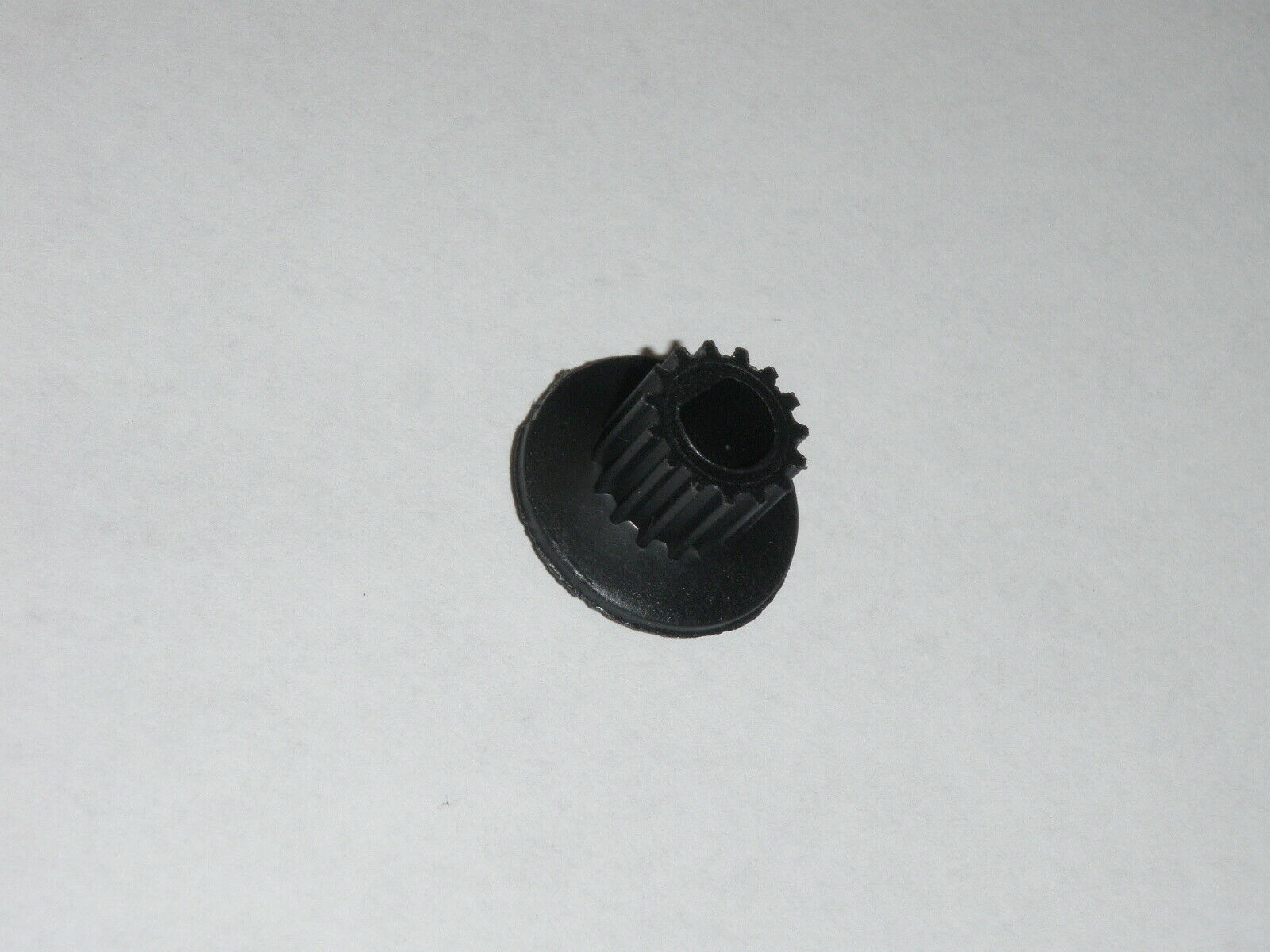 Small Gear for Motor Shaft in Unold Onyx Bread Maker Models 8690 8695 - $5.88
