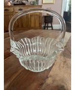 8&quot; American Pressed Clear Glass Large Handled Brides Basket - $25.19 CAD