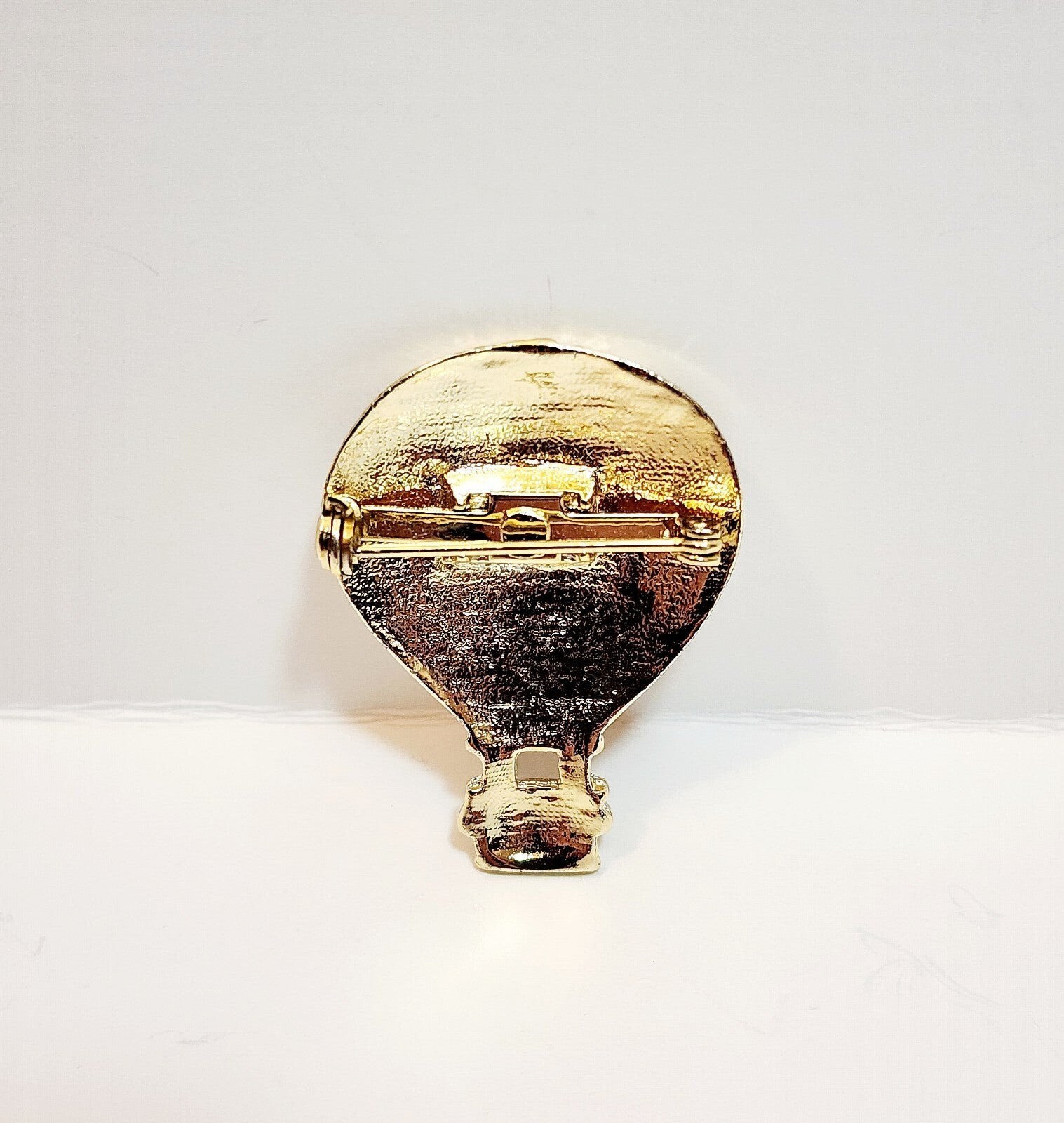 Vintage Hot Air Balloon Pin 1.5" Metal Enamel Filled Transportation Jewelry E92A Item image 3