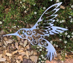 Hummingbird w/ Ornamental Design - Metal Wall Art - Silver 12&quot; x 11&quot; - £22.69 GBP