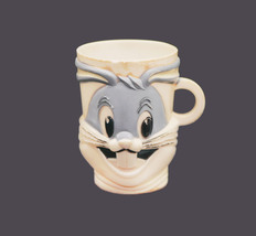 Bugs Bunny children&#39;s plastic mug. F&amp;F Mold &amp; Die Works Dayton, Ohio. Flaws. - £21.78 GBP