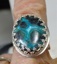 Amazing Handmade Chatoyant Malachite Ring Size 7.75..OVAL..SOLID Band..Stunning - £59.94 GBP