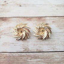 Vintage Lisner Clip On Earrings - Gold Tone Swirl Shape Starburst - $19.99