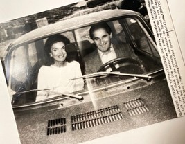 Vintage Press Photo, Jackie Onassis w/Prime Minister&#39;s Son, Israel, 1978 - £26.64 GBP