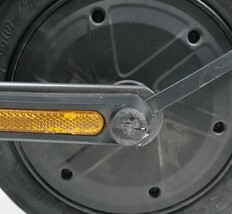 Segway Ninebot F2 Electric Scooter w/25 mi Max Range and 18 mph Max Speed image 3