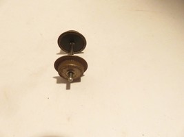 LIONEL PART - ORIGINAL PRE-WAR WHEEL SET -  EXC. - SR59 - $2.18