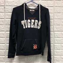 Forty Seven 47 Detroit Tigers hoodie juniors size L - $17.67