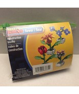 NEW Four Make it Blocks Flower Sets (out of box) - $330.33 MXN
