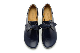 Made To Order Women&#39;s Navy Blue Butterfly Leather Low Heel Formal Dress Shoes  - £101.82 GBP
