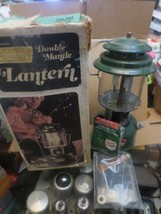 VIntage Coleman 1976 220J195 Double Mantle Camping Lantern in box - £44.13 GBP