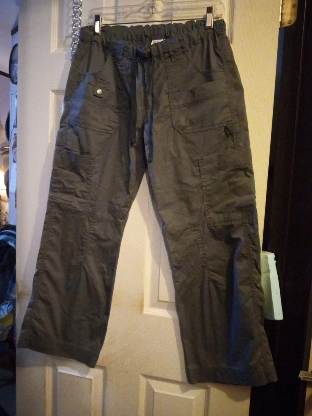 Women&#39;s Dickies Cargo Pants Small Petite Gray - $17.52 CAD
