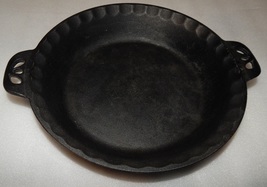 Camp Chef 10” Cast Iron Pie Pan True Seasoned Dish Cooking &amp; Camping NIB... - £24.71 GBP