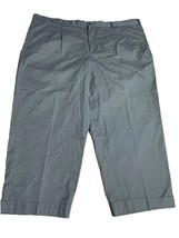Vintage Cabelas Mens 48x26  Distressed Pleated Wide Leg Chino Pants Gray - $437.46 MXN