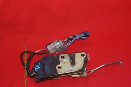 96-03 Toyota Tacoma Ext & 4dr Crew Cab Power Door Lock Latch Actuator FRNT RIGHT