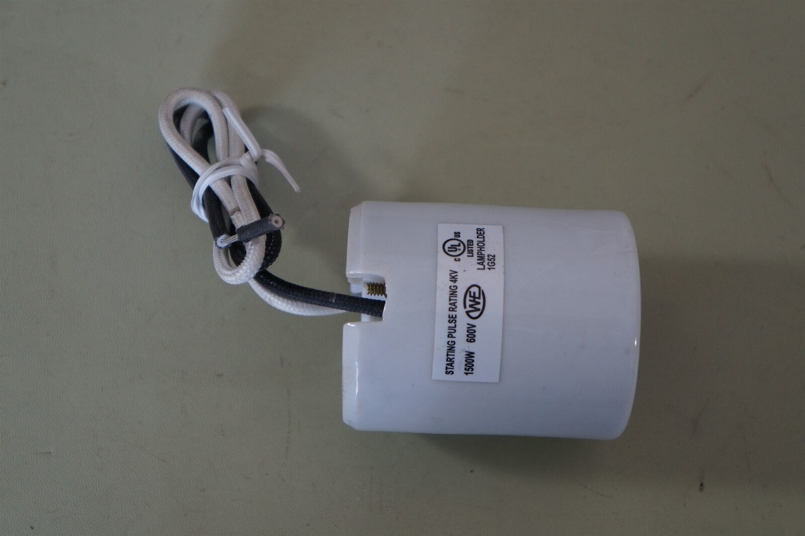 WE Lampholder 1G52 Mogul Base Socket White Porcelain 1500W 600V - $14.08