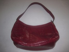 LIZ CLAIBORNE DARK RED SHOULDER BAG FAUX LEATHER-BARELY USED-MEDIUM - $6.79