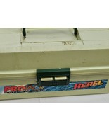 Rebel 510 Tackle Box With Tray Compartments &amp; Fishing Lures Supplies Vin... - €21,16 EUR