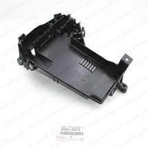 GENUINE TOYOTA LEXUS 07-14 LS460  RELAY BLOCK LOWER COVER 82663-50070 - $32.56