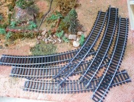 HO Scale Lot: 6-Pieces 9-inch Nickel Curve Tracks; Vintage Model Railroa... - £3.95 GBP