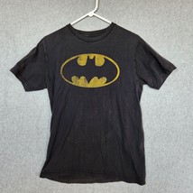 Batman Shirt Medium Bat Symbol Black &amp; Yellow T-Shirt 80s RN 115665 - £6.20 GBP