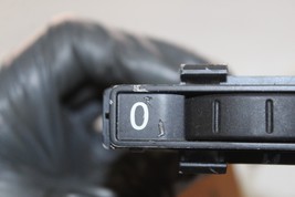 2004-2007 VOLKSWAGEN TOUAREG FRONT DRIVER LEFT DASH AIR VENT DIAL J1990 image 9