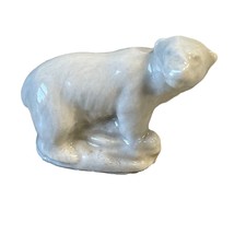 Wade Whimsies Red Rose Tea Polar Bear Figurine Glazed Porcelain England - £11.26 GBP