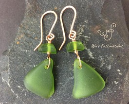 Handmade copper wire wrapped emerald green sea glass earrings - £24.56 GBP