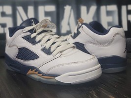Jordan Nike Kid&#39;s Air 5 Retro Low White/Navy Blue/Gold 314338-135 size 4y - £81.01 GBP